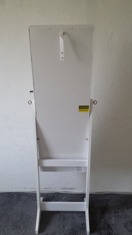 Schmuckspiegelschrank groß 146cm x 36cm in Burgstädt