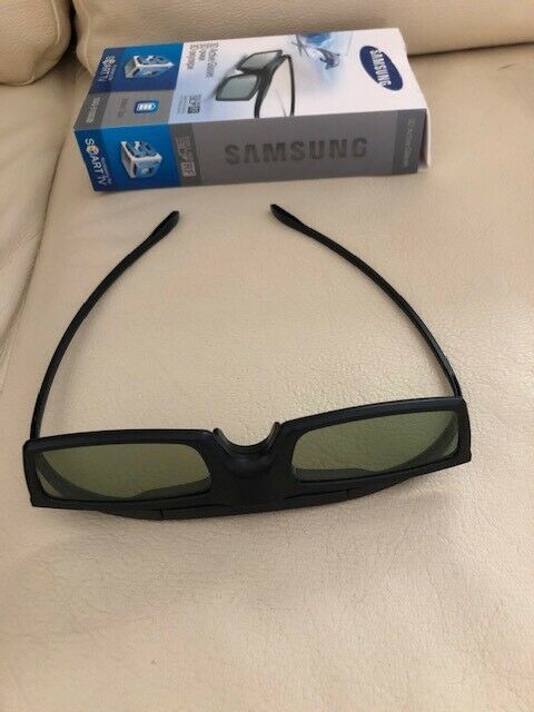 Samsung 3D Active Brille neu + 1 geschenkt in Hamburg