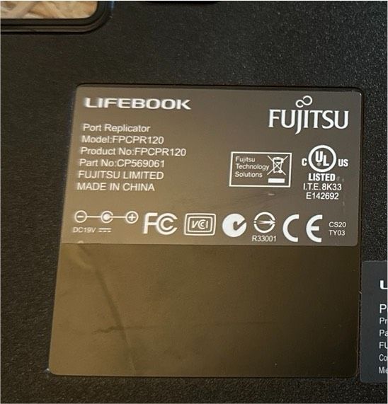 fujitsu lifebook port replicator fpcpr120 in Neu Wulmstorf