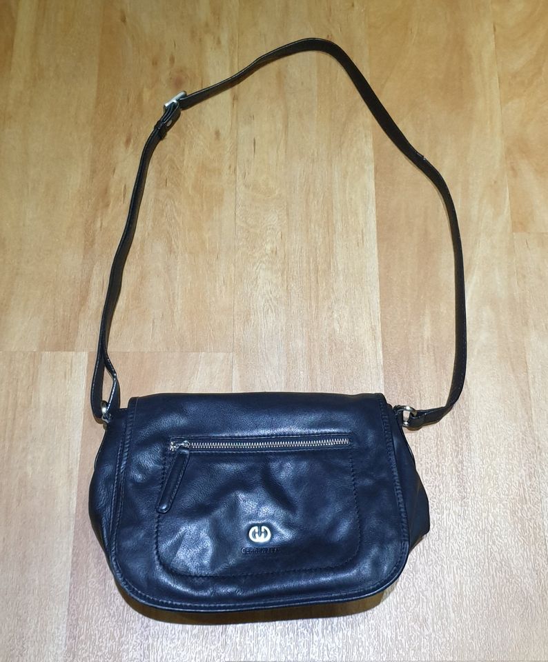 Gerry Weber Leder Handtasche mit Magnetverschluss schwarz Schulte in Mudersbach