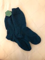 Handgestrickte Socken petrol NEU Größe 34 / 35 mit Schurwolle Hamburg-Mitte - Hamburg St. Pauli Vorschau