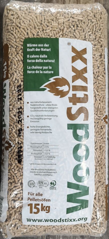 Holzpellets, Pellets, Palette 990kg, Woodstixx 15kg Säcke in Monheim