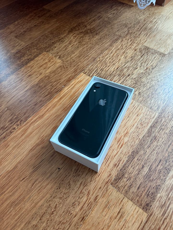 IPhone XR schwarz in Illertissen