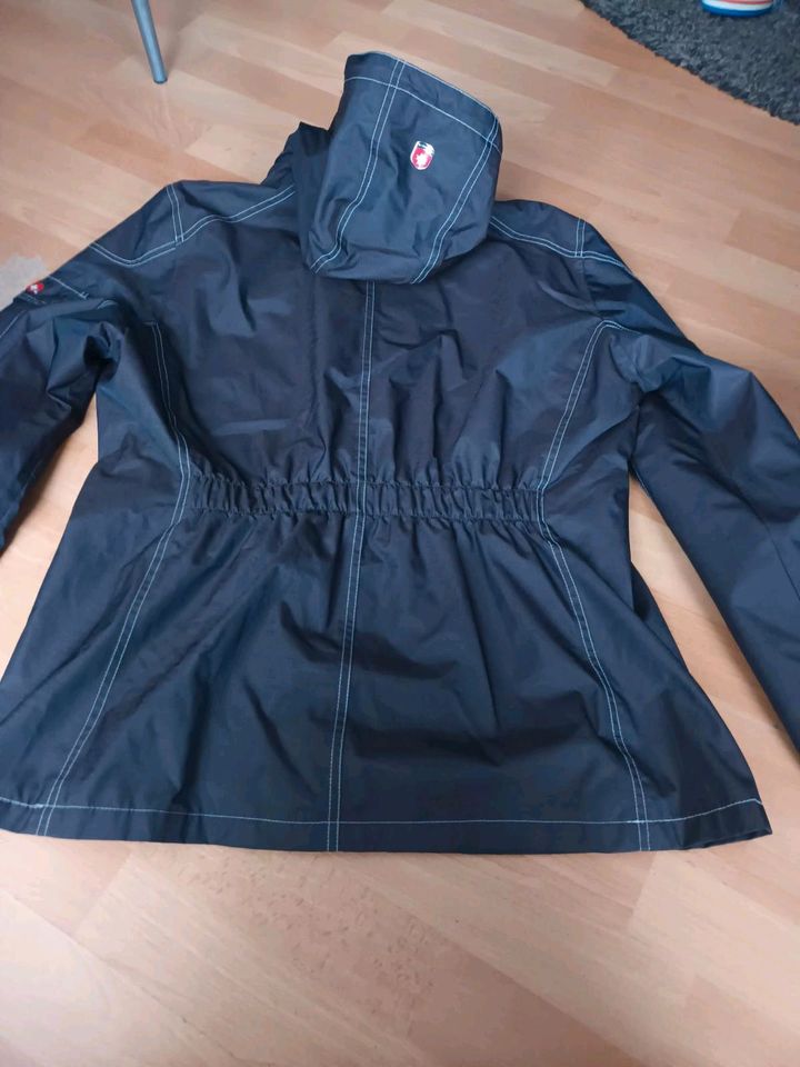 Wellensteyn damen jacke Gr M in Kiel