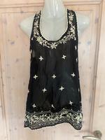 H&M Top Shirt mit Stickerei Gr. 40 Baden-Württemberg - Argenbühl Vorschau