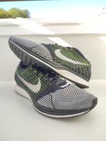 Nike Flyknit Racer Black White Volt Niedersachsen - Braunschweig Vorschau