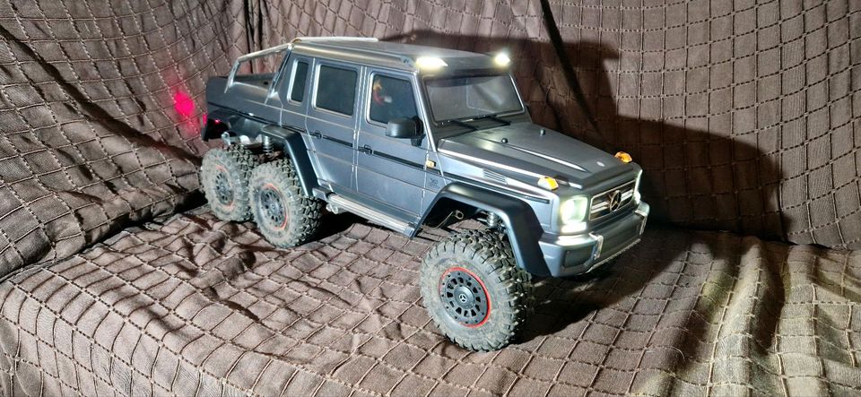 Traxxas Karosserie Trx-6 Mercedes AMG grau in Langerwehe