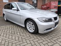 BMW E 91 Touring 325I Nordrhein-Westfalen - Neuss Vorschau