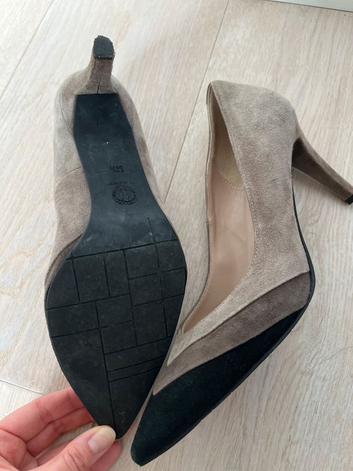 Pumps Wildleder Mimo Venezia 39,5 Schuhe in Hattenhofen