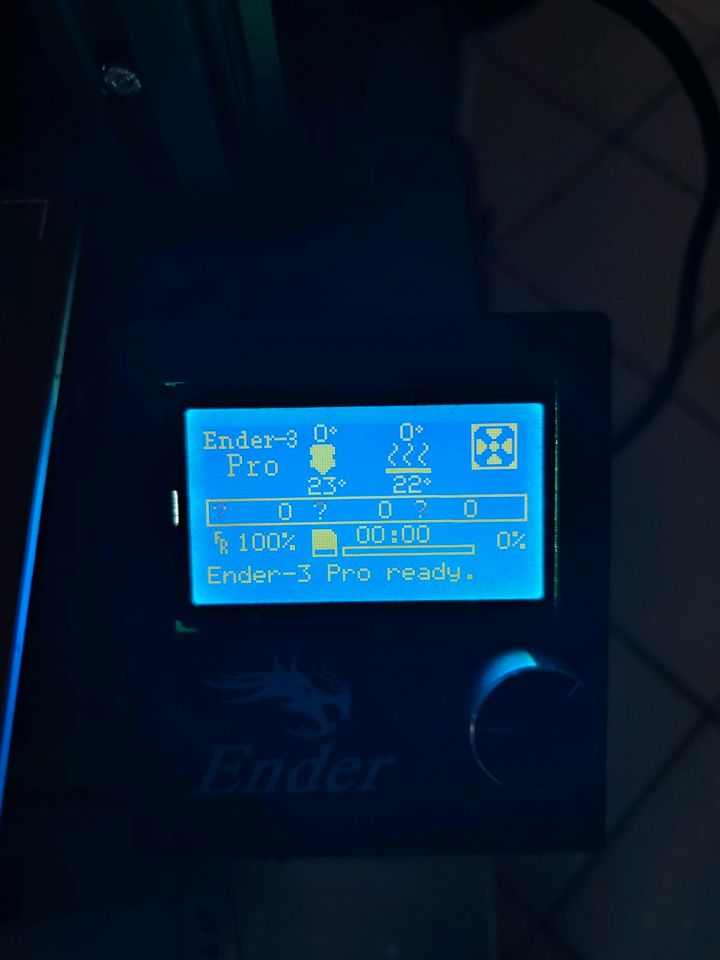 Creality Ender 3 Pro- 3 D Drucker mit Direktextruder in Fröndenberg (Ruhr)