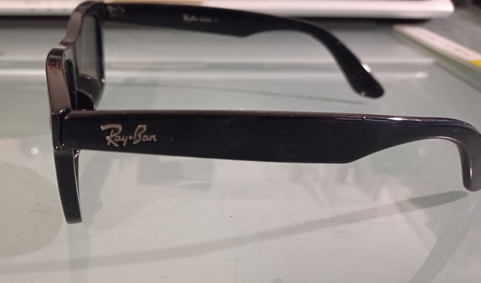 Ray Ban Sonnenbrille in Schöningen