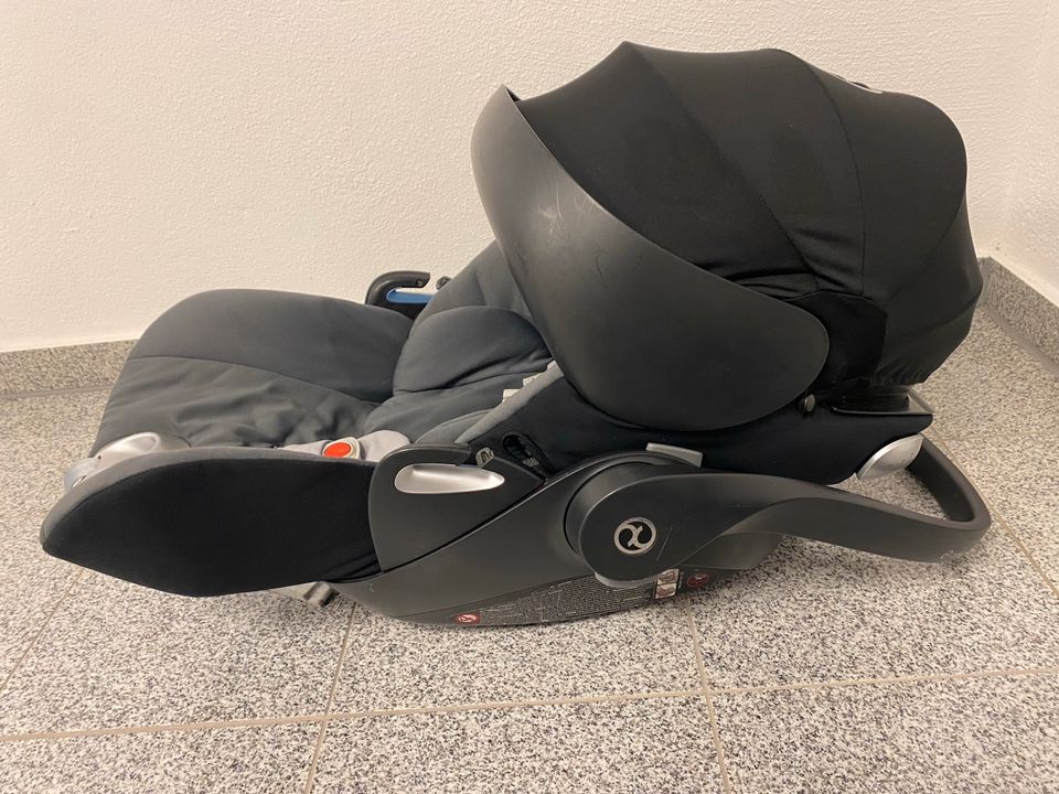 Cybex Cloud Q - Babyschale mit Dockingstation in Erlangen