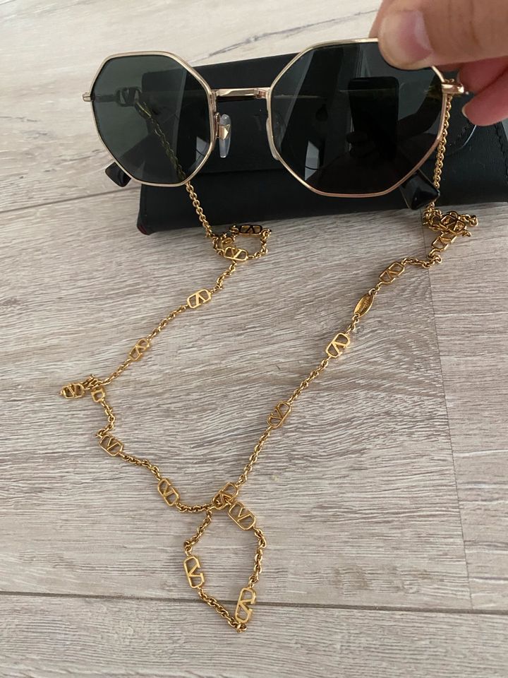 Valentino Sonnenbrille zu verkaufen in Berlin