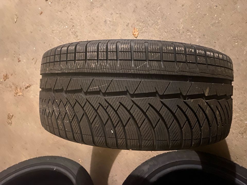 4x Winterreifen Michelin Pilot Alpin PA4 225/45 + 245/40 R18 95V in Kleve