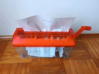 Tragbarer Handaktenvernichter Mini paper shredder Bayern - Dingolfing Vorschau