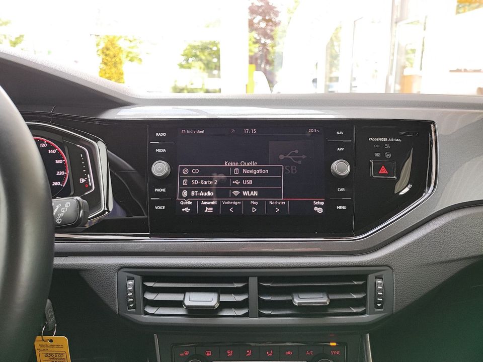 Volkswagen Polo VI GTI digi Cockpit Rückfahrkamera DAB in Aurich