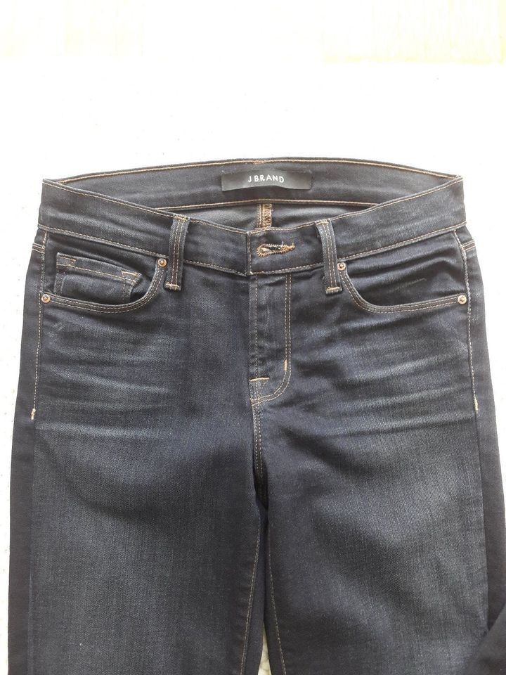 J Brand Blue Jeans, Gr. 25, Skinny Leg in Lindau
