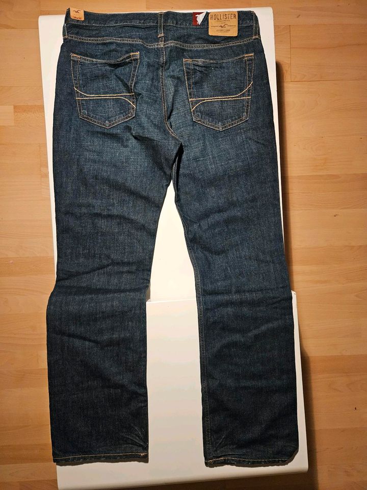 *NEU Slim Straight Hollister Herren Jeans Sand-Blue W36L32 OVP in Frankfurt am Main