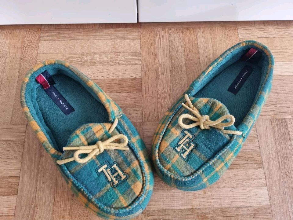 NEU ⭐ TOMMY HILFIGER Hausschuhe Hiüttenschuhe in Bad König