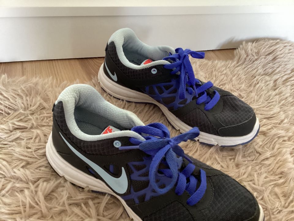 Nike Schuhe Turnschuhe Jingen Herren Größe 38 blau in Witten