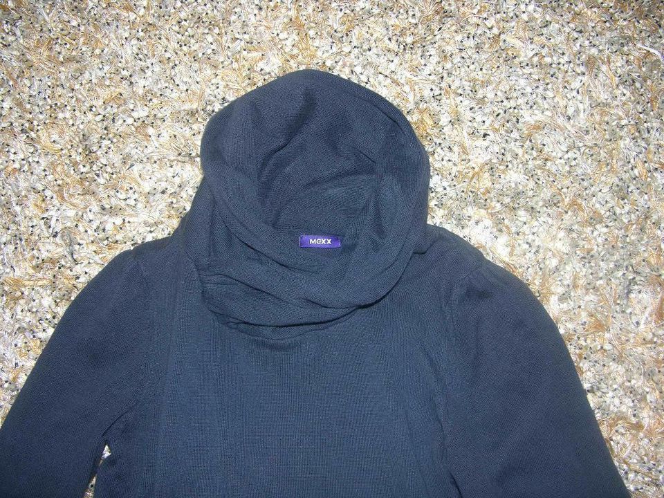 Strick-Pullover von Mexx mit schönem Kragen, Dunkelblau, Gr. XS in Warendorf