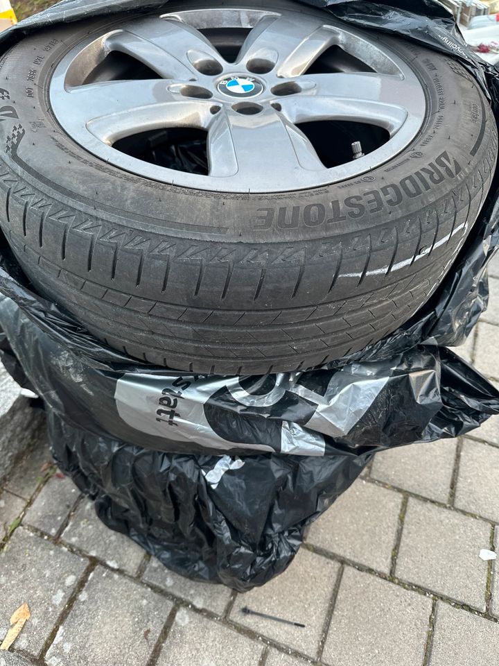 1er BMW 118i Sommerreifen mit Alufelgen in Fürth