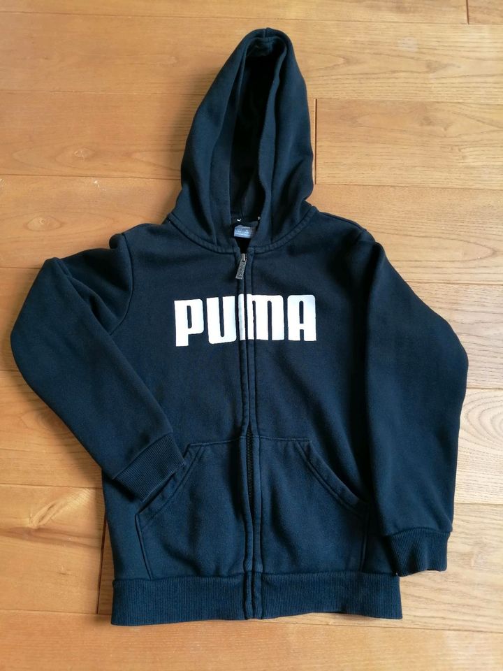 Puma schwarze Strickjacke, Sweatshirtjacke Gr. 140 in Eltville