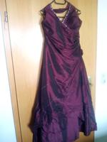 Festkleid Bourdeaux Größe 42 Sachsen - Lichtenberg/Erzgebirge Vorschau