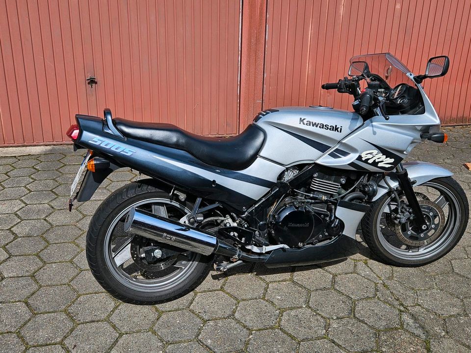 Kawasaki GPZ 500 1.Hand Wenig KM 34 PS in Elze