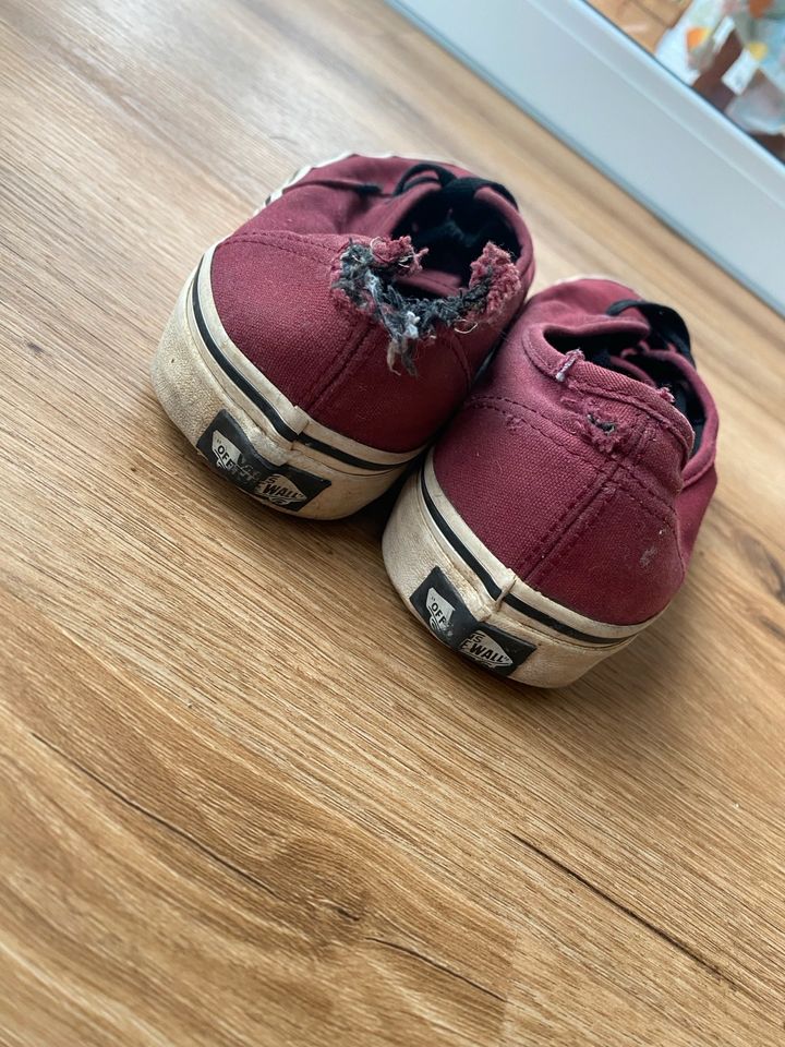 Rote Vans 39 Sneaker in Hirschaid