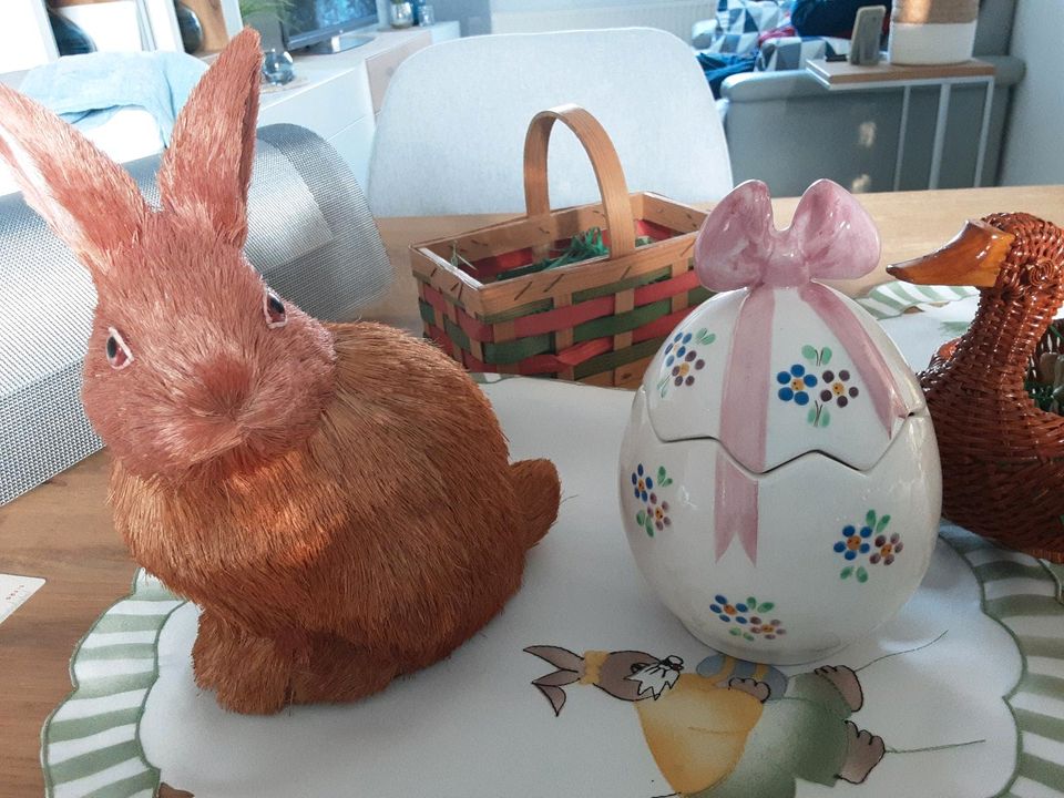 Osterdeko Vase Übertopf Keramikeier Hase in Zeitz