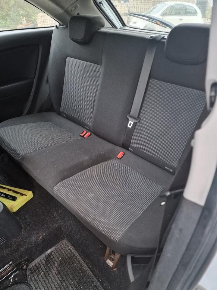 Opel Corsa D, Benzin, Euro 4, EZ 09, ABS "Anzeige lesen"! in Mörnsheim