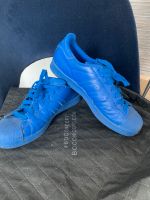 Sneakers von Adidas in blau Größe 42 2/3 Ludwigsvorstadt-Isarvorstadt - Isarvorstadt Vorschau