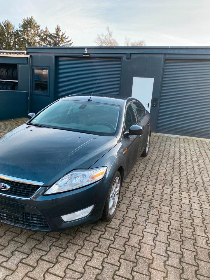 Ford Mondeo 2,5 L**TÜV NEU**KLIMA**ALLEWETERREIFEN**ERSTER HAND** in Kronau