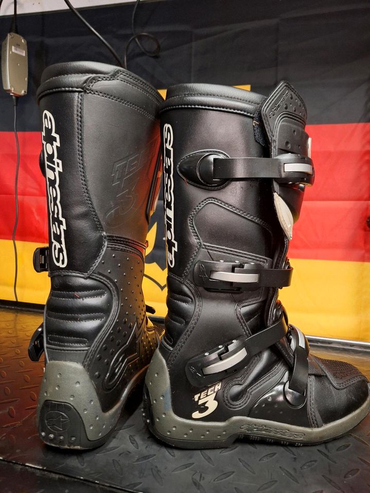 Hallo verkaufe Alpinestars Tech 3 Stiefel  in der Größe  42 in Ortenberg