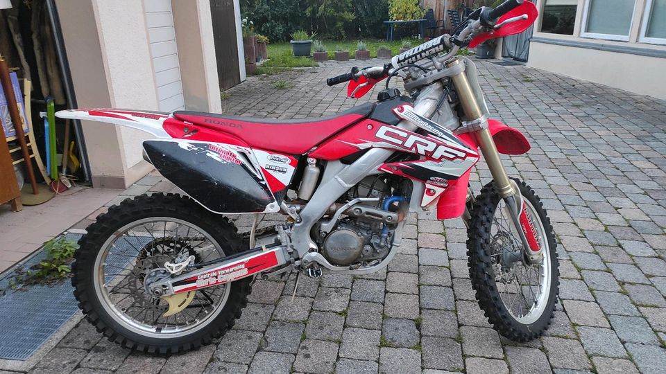 Honda CRF 250 Motocross in Forstinning