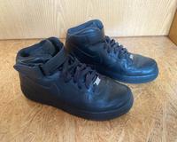 Nike Airforce 1 schwarz Gr. 42,5 Hessen - Kassel Vorschau
