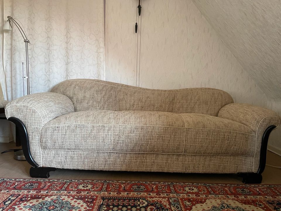 Antikes Sofa + 2 Sessel neu renoviert/ aufgearbeitet in Hannover