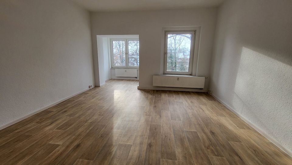 RESERVIERT!3-Zimmer-Wohnung im 1.OG mit Tageslichtbad! in Bad Duerrenberg