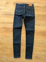 Levis Jeans Skinny, Größe 29 / 32 Nordrhein-Westfalen - Wickede (Ruhr) Vorschau