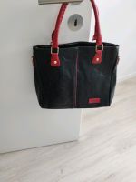 Handtasche schwarz mit rot Nordrhein-Westfalen - Lübbecke  Vorschau
