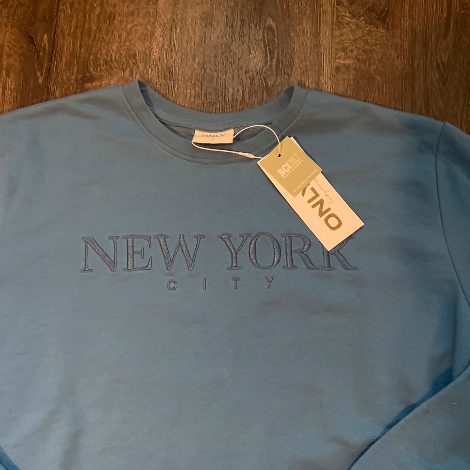 Pullover only Pulli New york Größe s NEU hellblau in Eisenach