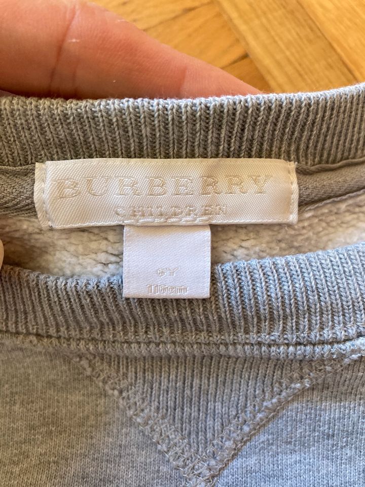 Sweatshirt original Burberry in Hamburg