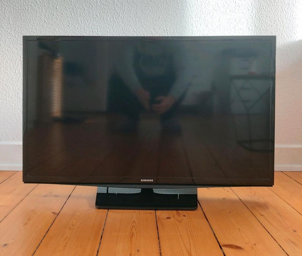 Samsung TV Model UE32H40000AW in Hannover