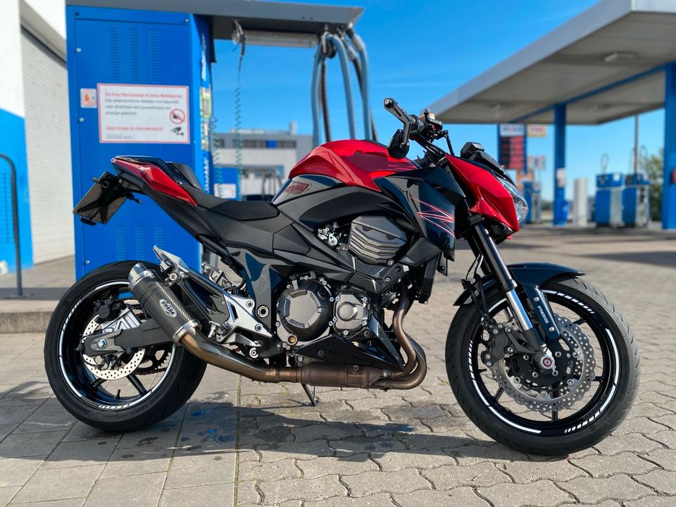 Kawasaki Z800e, A2-Bike, gedrosselt in Nürnberg (Mittelfr)