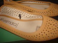 Esmara Sandalen Pumps Gr, 39 - braun gelocht Nordrhein-Westfalen - Velbert Vorschau