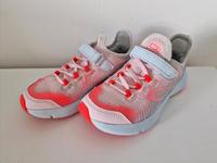 Kalenji Sportschuhe Hallenschuhe 30 Decathlon Mädchen Turnschuhe Niedersachsen - Stuhr Vorschau