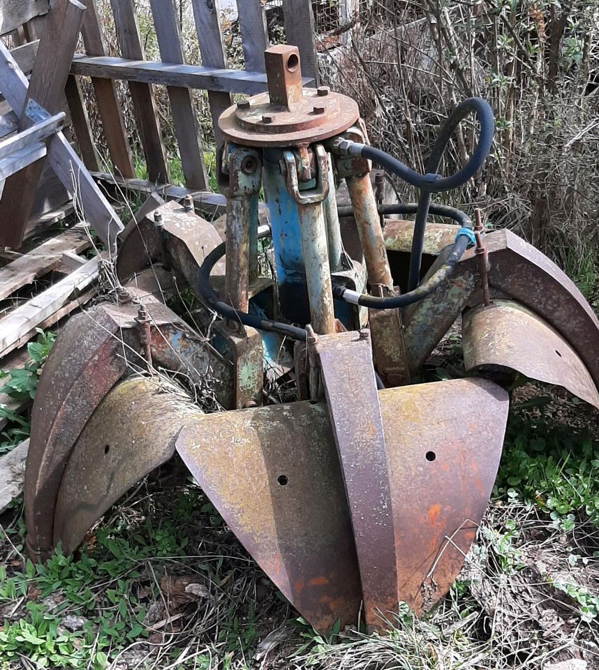 IFA T 157 / 2 Fortschritt Oldtimer Bagger Kran in Heiligenstadt