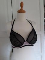 Sport BH von Hunkemöller Sylvie Meis 75C Hessen - Baunatal Vorschau