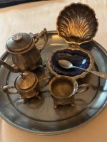 Altes Tee-Set u.Butterschale Silber/versilbert??? Lübeck - Schlutup Vorschau